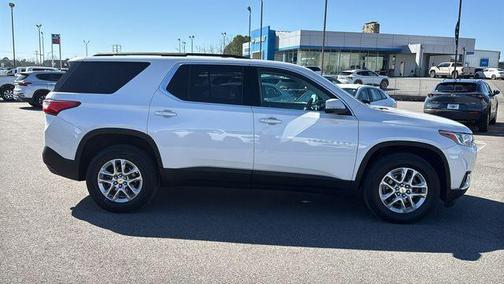 2021 Chevrolet Traverse LT Cloth