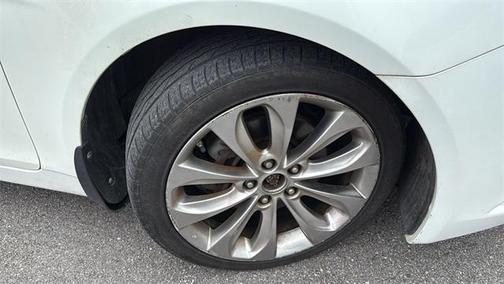 2011 Hyundai SONATA Limited 2.0T