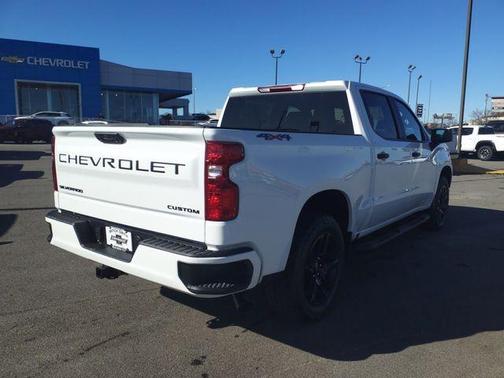 2026 Chevrolet Silverado 1500 Custom