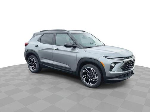 Sterling Gray Metallic 2026 Chevrolet Trailblazer RS