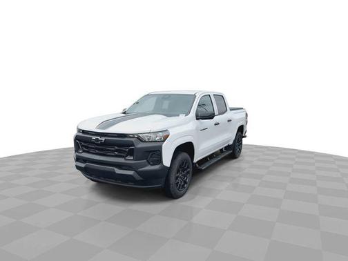 Summit White 2026 Chevrolet Colorado WT