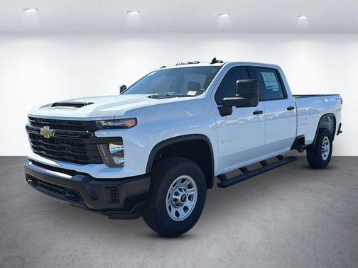 Summit White 2026 Chevrolet Silverado 3500 WT