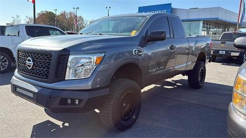 2017 Nissan Titan XD S