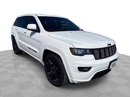 Bright White Clearcoat 2020 Jeep Grand Cherokee Altitude