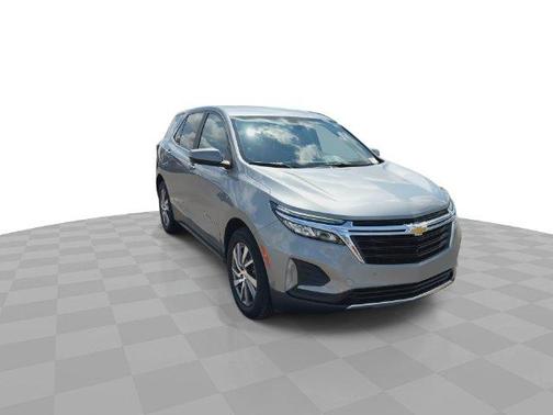 Sterling Gray Metallic 2024 Chevrolet Equinox LT
