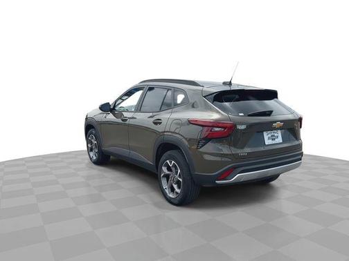 Harvest Gold / Bronze 2024 Chevrolet Trax LT