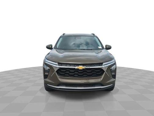 Harvest Gold / Bronze 2024 Chevrolet Trax LT