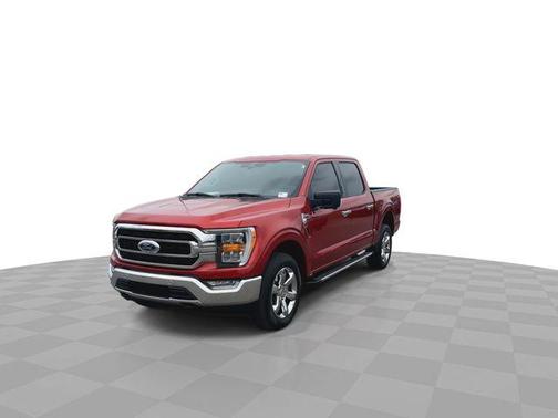 Chili Pepper Red 2023 Ford F-150 XLT
