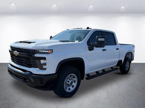 Summit White 2026 Chevrolet Silverado 3500 WT