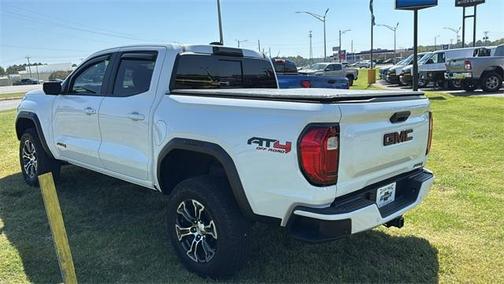 2023 GMC Canyon AT4