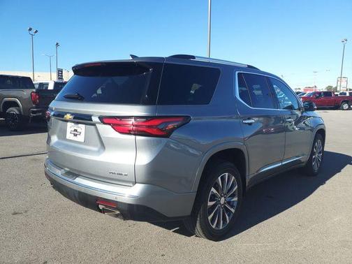 2023 Chevrolet Traverse Premier