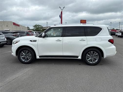 2024 INFINITI QX80 Luxe