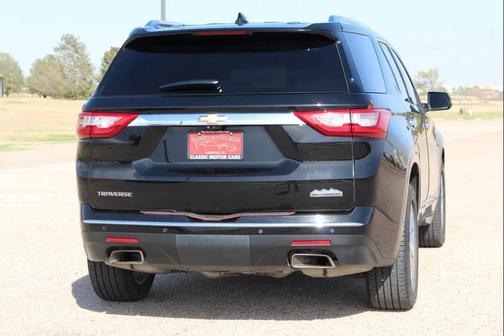 Mosaic Black Metallic 2021 Chevrolet Traverse High Country