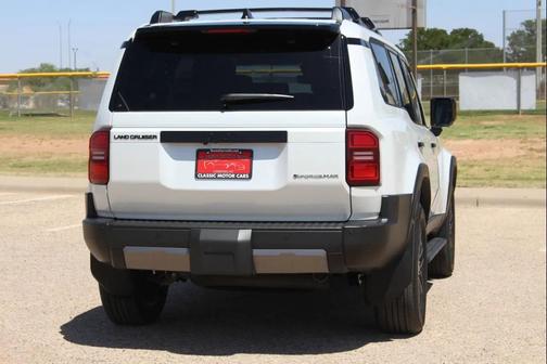 Ice Cap 2025 Toyota Land Cruiser Base