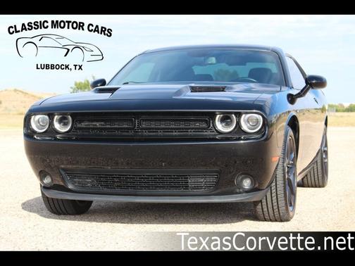 2022 Dodge Challenger SXT