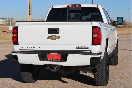 2015 Chevrolet Silverado 2500 High Country