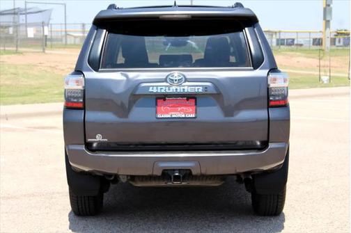 2022 Toyota 4Runner SR5