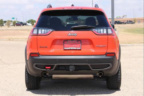 Spitfire Orange Clearcoat 2021 Jeep Cherokee Trailhawk