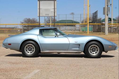 1977 Chevrolet Corvette 2dr Cpe