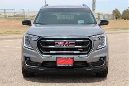 Sterling Metallic 2024 GMC Terrain AWD AT4