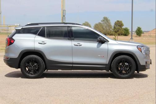 Sterling Metallic 2024 GMC Terrain AWD AT4