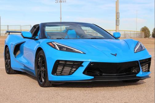 Rapid Blue 2022 Chevrolet Corvette Stingray w/3LT