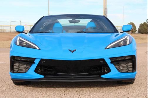 Rapid Blue 2022 Chevrolet Corvette Stingray w/3LT