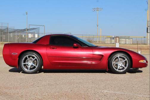 2001 Chevrolet Corvette Base