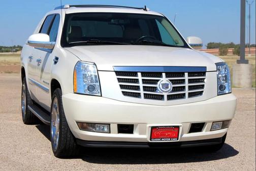 2010 Cadillac Escalade EXT Luxury