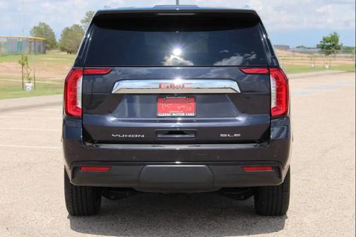 Titanium Rush Metallic 2023 GMC Yukon SLE
