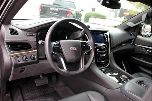 2020 Cadillac Escalade Platinum