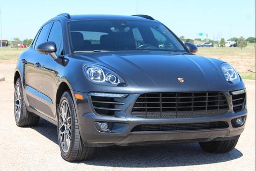 2018 Porsche Macan Sport Edition