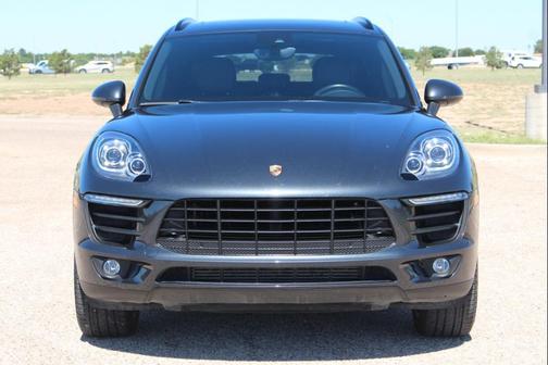 2018 Porsche Macan Sport Edition