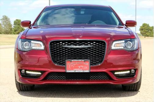 2023 Chrysler 300 Touring