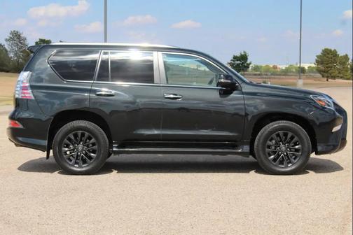 Black 2023 Lexus GX 460 Premium