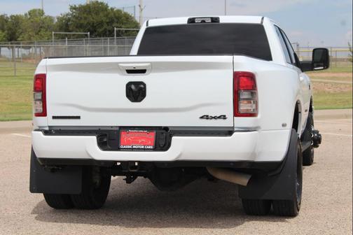 2024 RAM 3500 Big Horn Crew Cab 4x4 8' Box