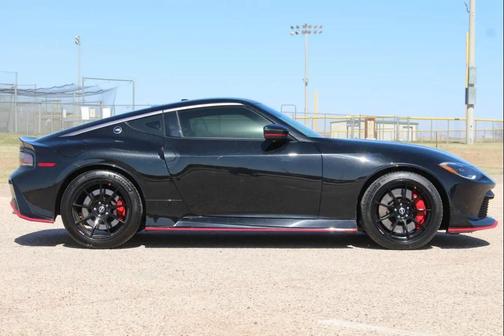 2024 Nissan Z NISMO Auto