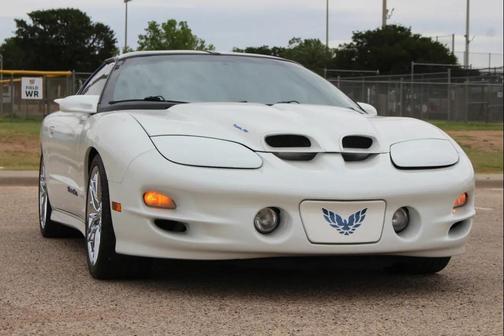 Pearl White 2001 Pontiac Firebird Trans Am