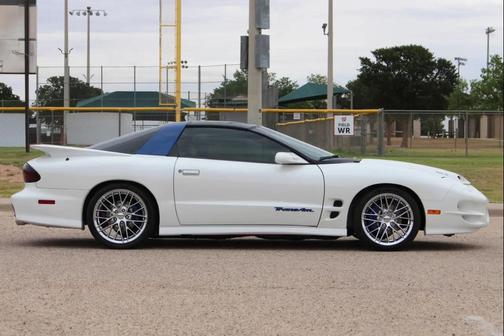 Pearl White 2001 Pontiac Firebird Trans Am