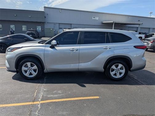 2023 Toyota Highlander L