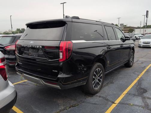AGATE BLACK METALLIC 2025 Ford Expedition PLATINUM