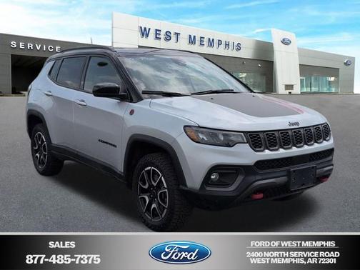 Silver Zynith 2025 Jeep Compass TRAILHAWK