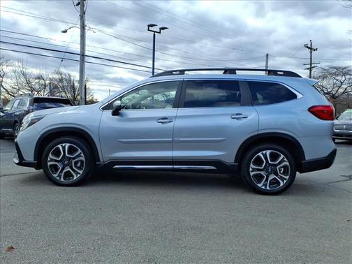 2023 Subaru Ascent LIMITED 7-PASSENGER