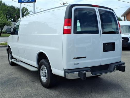 Summit White 2024 Chevrolet Express 2500 WORK VAN