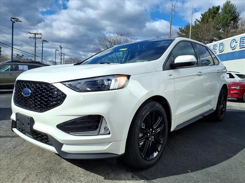 2024 Ford Edge ST-LINE