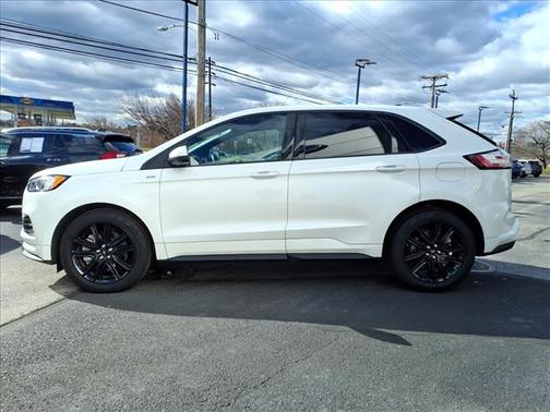 2024 Ford Edge ST-LINE