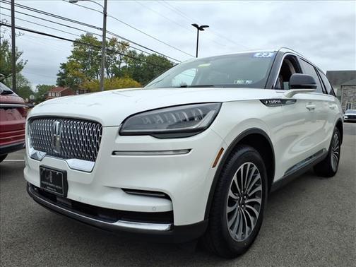 2023 Lincoln Aviator STANDARD