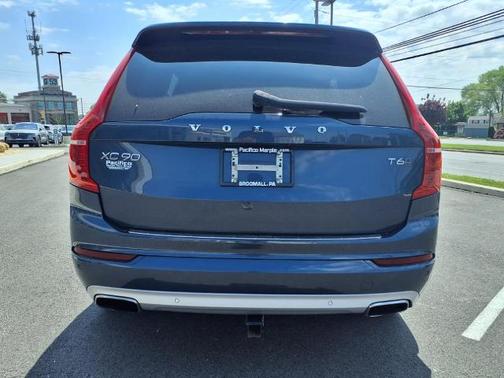 2019 Volvo XC90 T6 MOMENTUM
