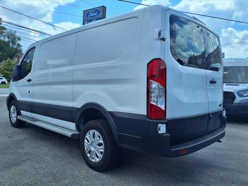2023 Ford Transit-250