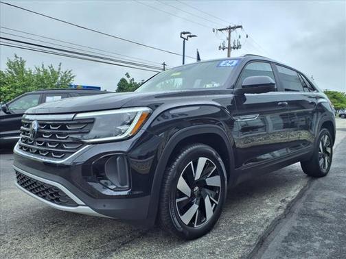 2024 Volkswagen Atlas Cross Sport 2.0T SE W/ TECHNOLOGY